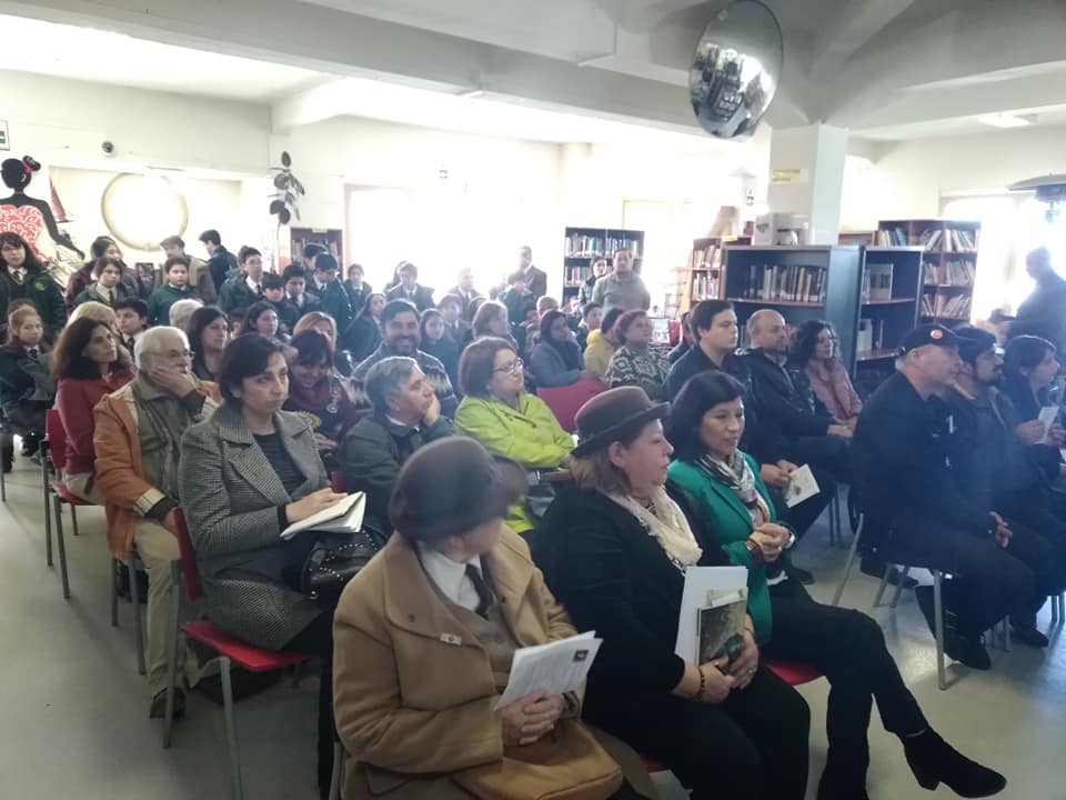 Casi década de apoyo a educación y cultura de nuestra Comunidad,realizamos entrega donativo de Libros a Biblioteca Regional Los Lagos, recibido de los amigos <a href="/RaidLatecoere/">Raid Latécoère-Aéropostale</a> <a href="/HarryJurgensen/">Harry Jürgensen Caesar</a> <a href="/GervoyAlcalde/">Gervoy Paredes</a> <a href="/Fedach/">Feder. Aerea Chile</a> <a href="/culturaptomontt/">Cultura Puerto Montt</a> <a href="/ModoCharlie/">ModoCharlie</a> <a href="/biobio/">BioBioChile</a> <a href="/CanalVertice/">Canal Vértice TV</a> <a href="/lun/">Las Últimas Noticias</a> <a href="/canal13/">El 13</a>