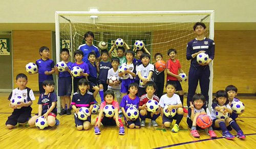 和歌山県立体育館 アルテリーヴォ和歌山サッカー教室を開催しています サッカースクールだより19 04月号を発行しました T Co Che2st8siv 和歌山 アルテリーヴォ和歌山