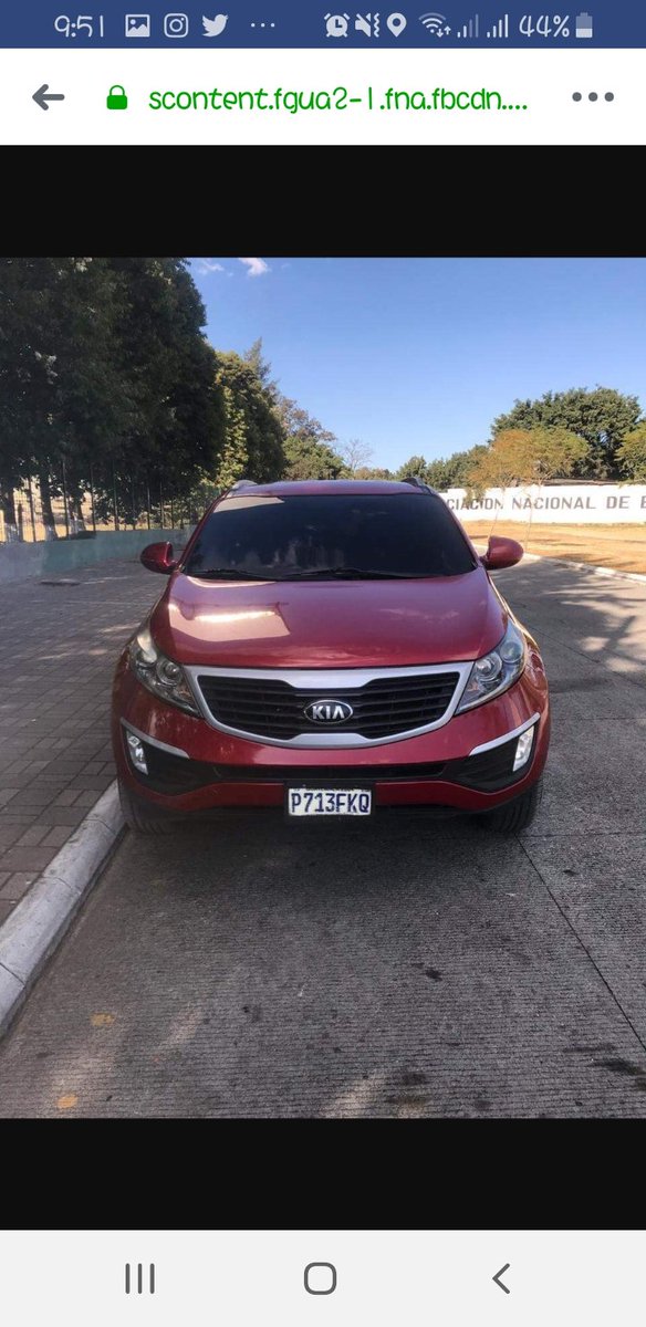 SantosDalia's tweet photo. #ServicioSocial amigos hoy sé robaron esta camioneta en Santa Fe zona 13 de la ciudad, sí tienen información comunicarse a los telefonos: 30465358 / 48934464 R/T amigos recuerden #HoyPorMíMañanaPorTí 🙏🙏🙏🙏 gracias!!! https://t.co/lwjFWL8Hp0