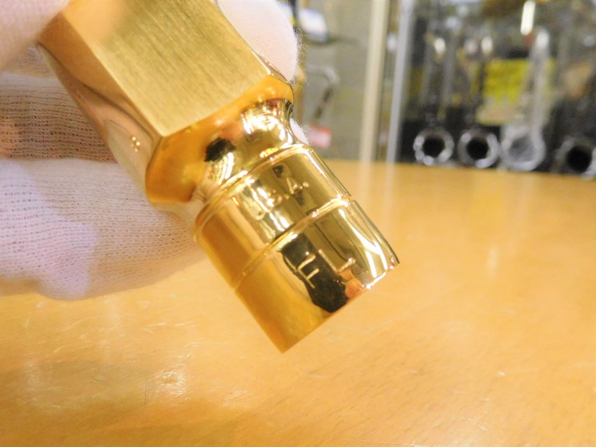 saxophone_labo's tweet image. オットーリンク100周年記念モデル『フロリダ』販売開始！
アメリカのプロ奏者と職人が長い歳月をかけ開発に取り組んだ新モデル✨フロリダ期をイメージし、ボディシェイプからマウスピース内部までもを再設計！シリアルナンバーとフロリダの〈FL〉の文字が刻まれています😻お試し下さい！
#OttoLink