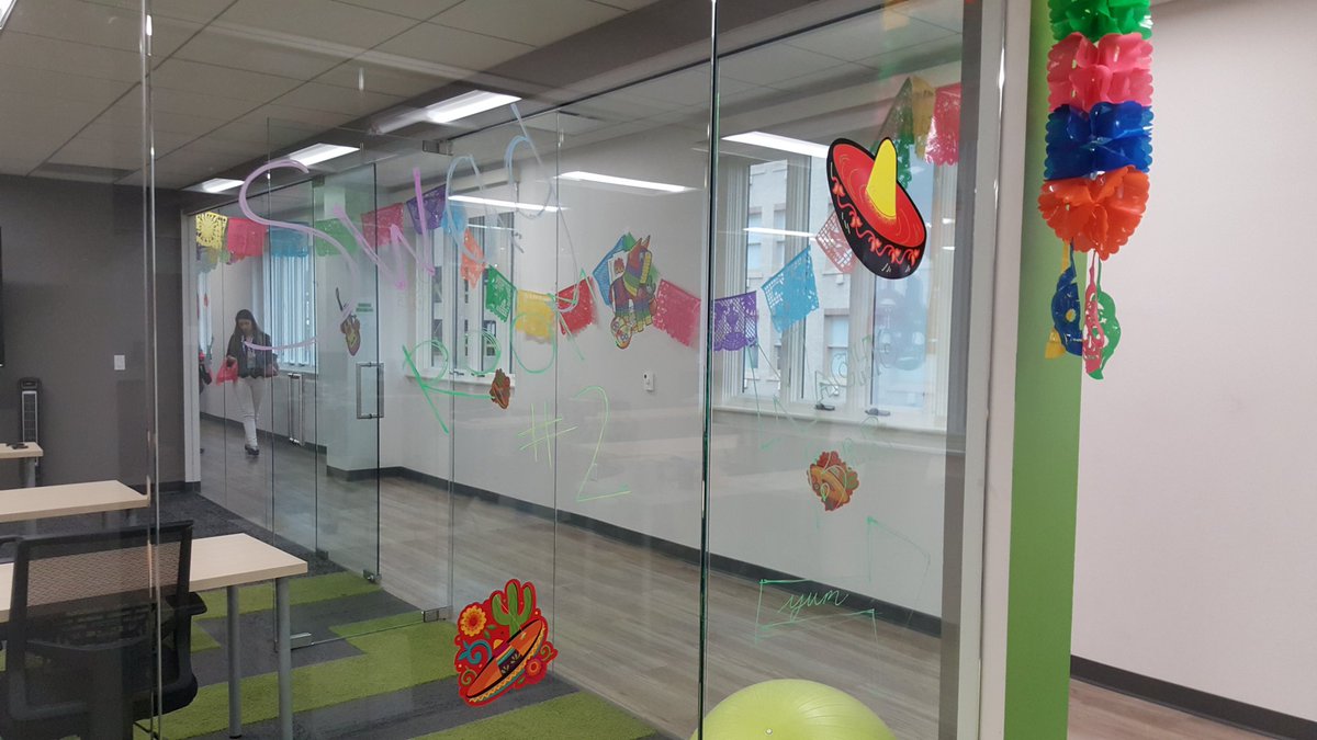 Amazing scene happening @gocodeup 4 #techtrek during #fiesta in downtown #sanantonio. Lots of amazing brisket &amp; #Fiesta2019 nacho bar. Free food &amp; drinks. Come out &amp; enjoy the music &amp; networking. #sanatoniotexas #sanantoniotx #texas #satx #riverwalk <a href="/sachamber/">SA Chamber Commerce</a>