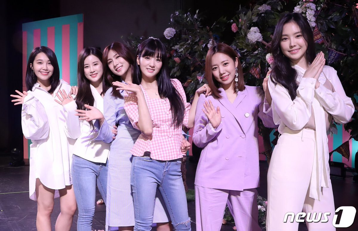 ZPink03's tweet photo. Apink🙆🏻♀️
#8YearsWithApink
https://t.co/CzGpXclAwK https://t.co/E4jW6LHsPl