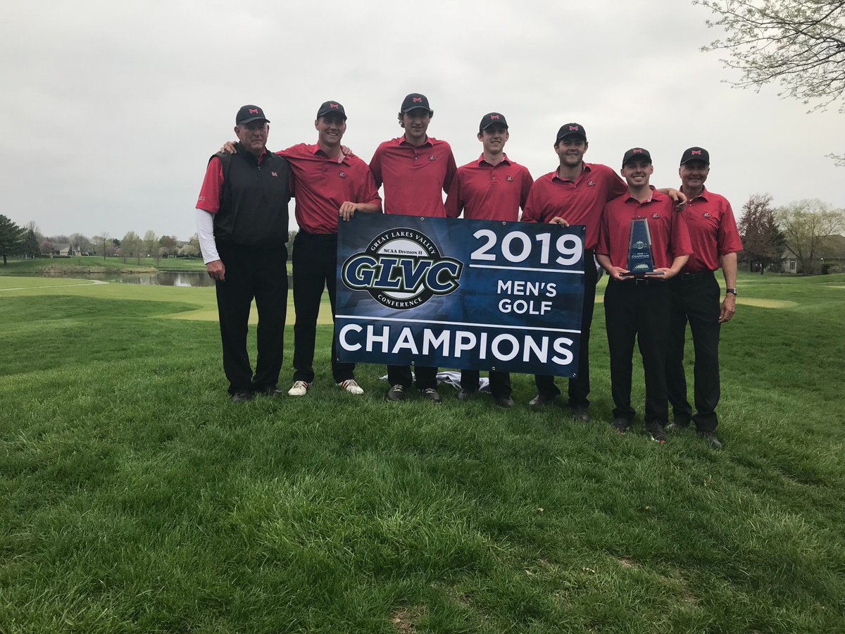 MaryvilleSaints's tweet photo. 🏆 Your 2019 Great Lakes Valley Conference men's golf champions - the Maryville Saints! ⛳️🐾🏌️‍♂️@MaryvilleMGolf #BigRedM 🏆 https://t.co/NAU3tMTww5