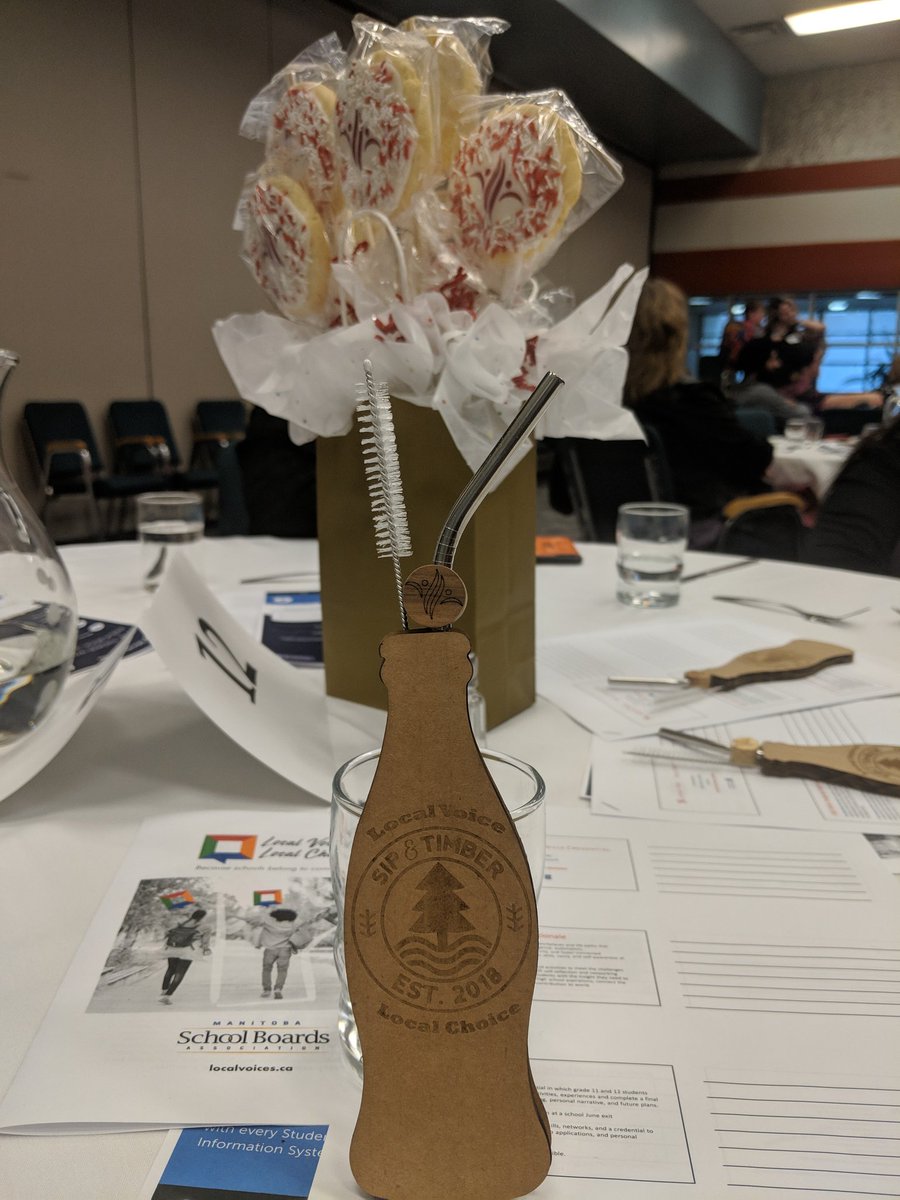RyanSabouri's tweet photo. Sip, set, and smile at the LRSD PAC appreciation dinner.  @SipnTimber @nmcLRSD https://t.co/DOvTVI7NqS