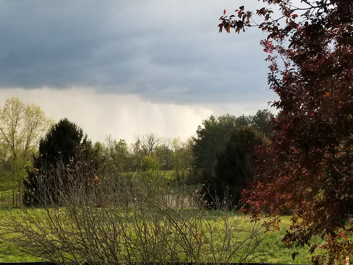Alan Lafferty (@thealanator07) on Twitter photo Took this earlier of the storm in eastern Jefferson County from where I live in Shelby County.
<a href="/NWSLouisville/">NWS Louisville</a> @WLKYJohnBelski <a href="/BGoodeWAVE3/">Brian Goode ❄️</a> <a href="/WLKYJayCardosi/">Jay Cardosi WLKY</a> <a href="/KatieMcGrawx/">Katie McGraw</a> <a href="/WLKYSusanneH/">Susanne Horgan</a> <a href="/RyanHokeWAVE3/">Ryan Hoke ⚡️</a> @WHAS11Ben <a href="/WxStrong/">Hannah Strong</a> <a href="/jloganwxguy/">Justin Logan FOX 56</a> <a href="/MarcWeinbergWX/">Marc Weinberg</a> Took this earlier of the storm in eastern Jefferson County from where I live in Shelby County.
<a href="/NWSLouisville/">NWS Louisville</a> @WLKYJohnBelski <a href="/BGoodeWAVE3/">Brian Goode ❄️</a> <a href="/WLKYJayCardosi/">Jay Cardosi WLKY</a> <a href="/KatieMcGrawx/">Katie McGraw</a> <a href="/WLKYSusanneH/">Susanne Horgan</a> <a href="/RyanHokeWAVE3/">Ryan Hoke ⚡️</a> @WHAS11Ben <a href="/WxStrong/">Hannah Strong</a> <a href="/jloganwxguy/">Justin Logan FOX 56</a> <a href="/MarcWeinbergWX/">Marc Weinberg</a>