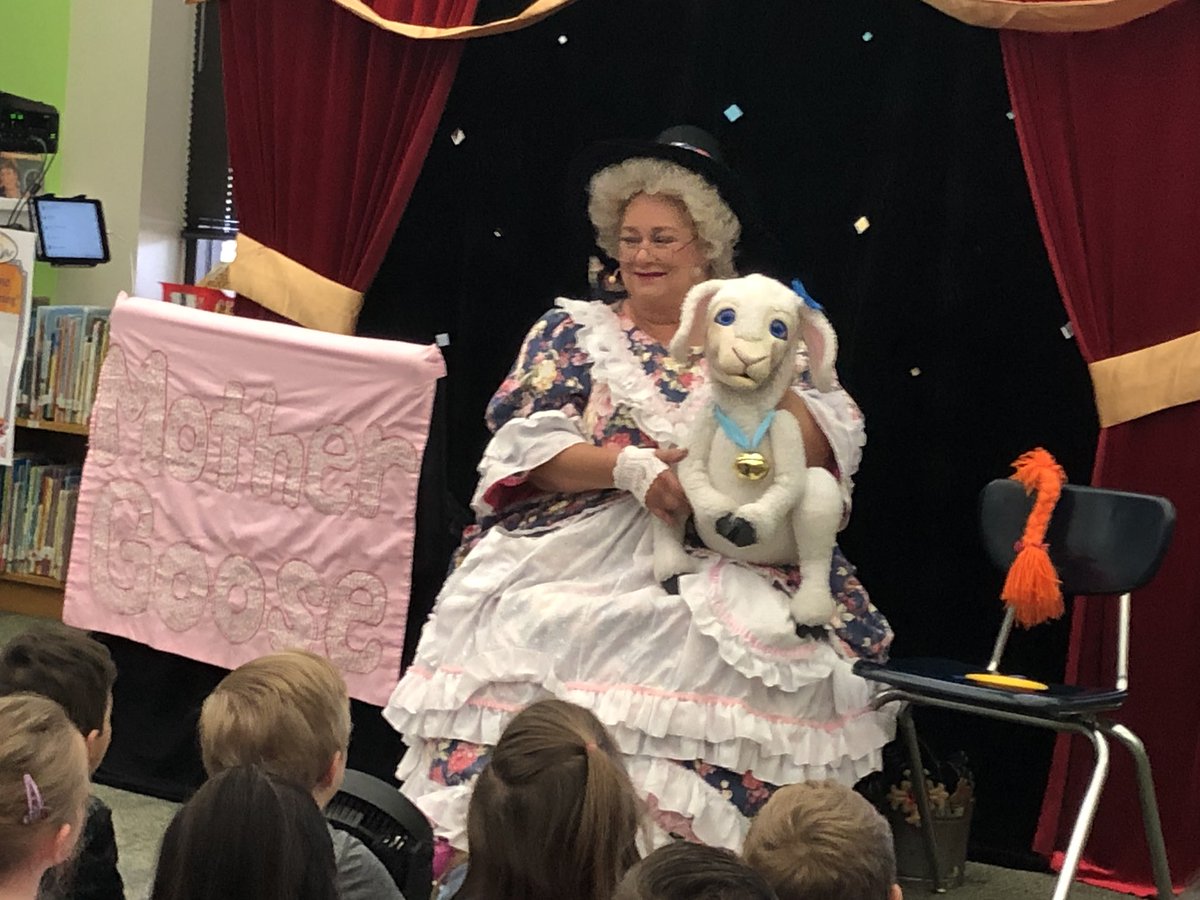 Little ES Library tweet media