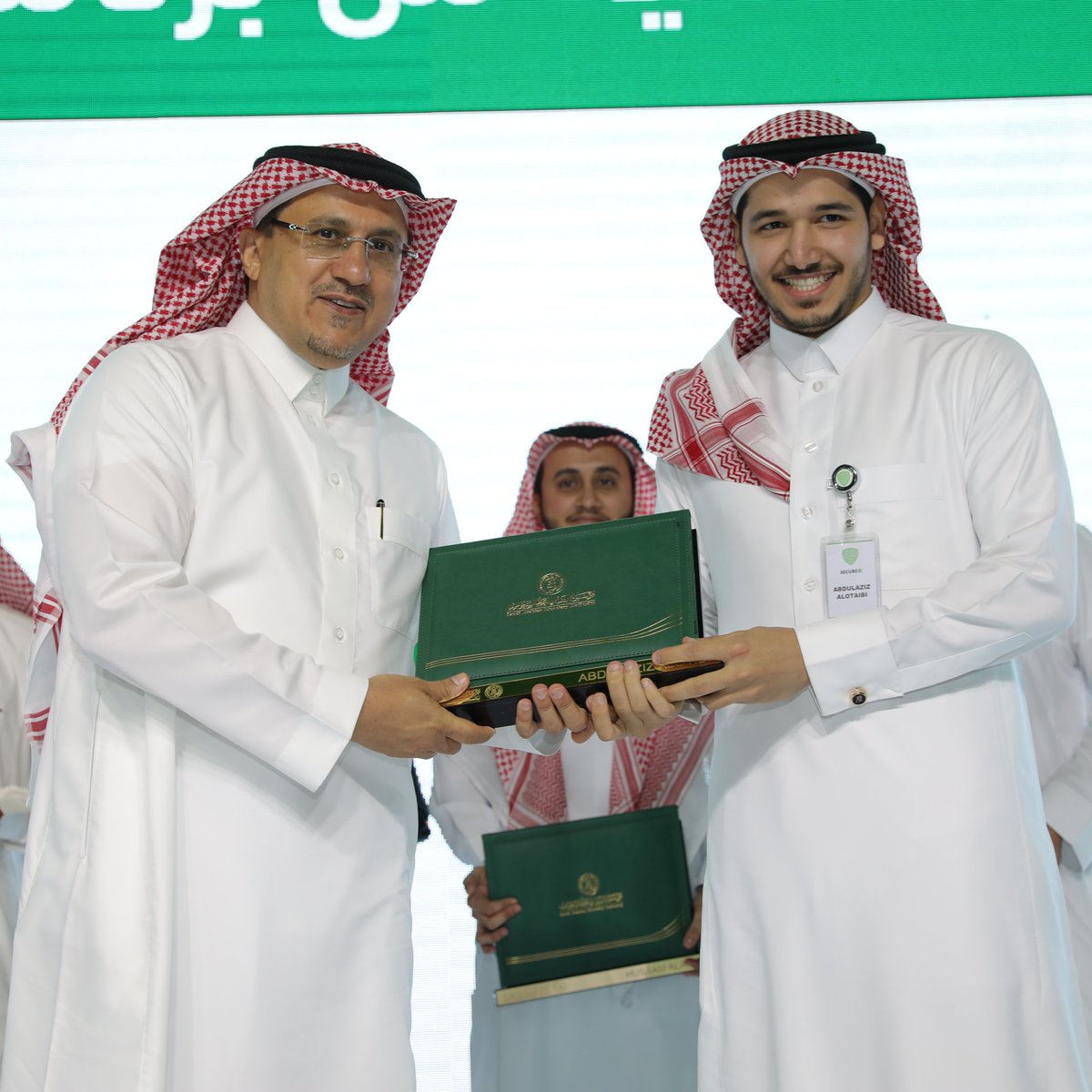 otebizezo's tweet photo. شكرا من الأعماق لمؤسسة النقد العربي السعودي على دعمهم لشباب الوطن اللامحدود تم تخريجنا بعد فضل ومنه وكرمه والحمدلله دائما وابدا @SAMA_GOV

#Secure18 https://t.co/zMuCeHwNC1