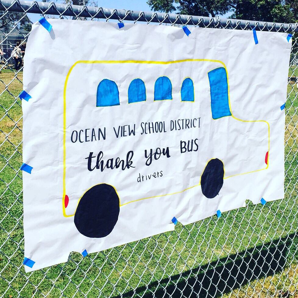 OVSDSupt's tweet image. Thank you to all of our #OVSD schools &amp;amp; families for your ❤️ today #SchoolBusDrivers Appreciation Day! 🚌🥰 These posters welcomed drivers at @Mesa_View 👋#schoolbusdriversrock