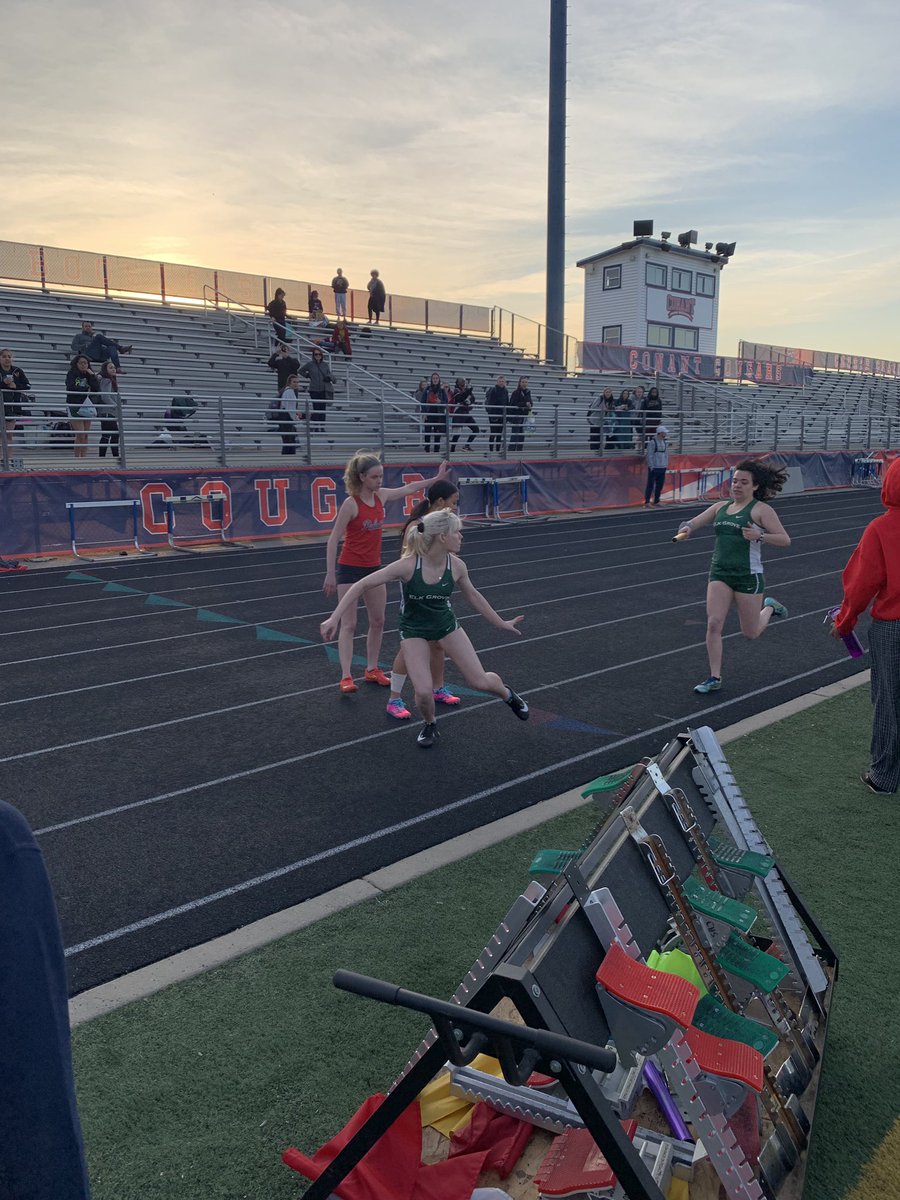 EGgirlstrack's tweet photo. Great 4x400 relay tonight to finish 2nd and huge shout out to Sam Wadas for running a 400m PR!!
#EGTrackAttack #EGSpeedSquad #OneEG https://t.co/kEpWCNX1ri