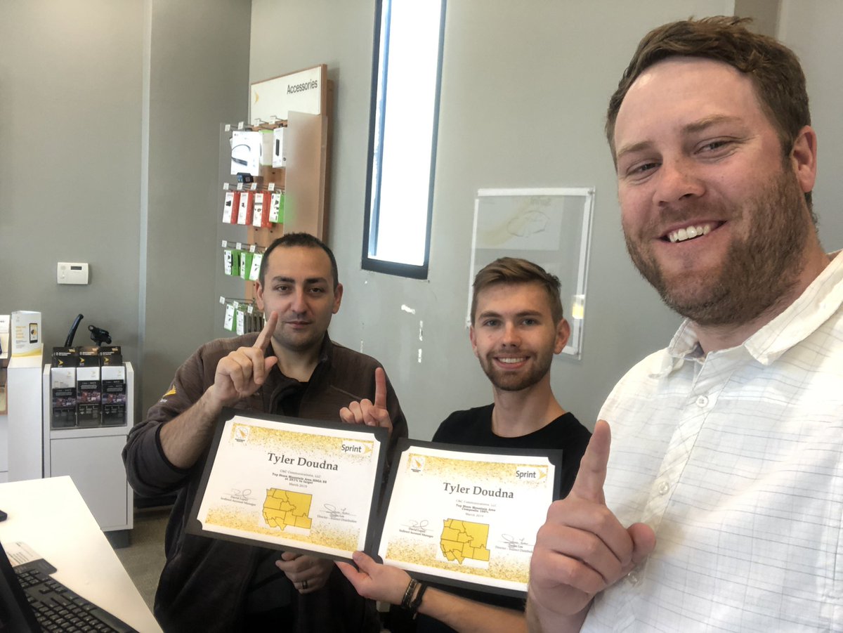 @ccComm_Sprint Gateway location taking the top spot in composite and HSGA for March in the mountain area! These guys have been on fire the past few months! #WeAreNW <a href="/GilbertSprint/">Gilbert Curiel</a> <a href="/RobertCulp/">Robert Culp</a> <a href="/david_lopez702/">David Lopez</a> @JamesLeeWC <a href="/suehyun_chung/">Suehyun Johan Chung</a>