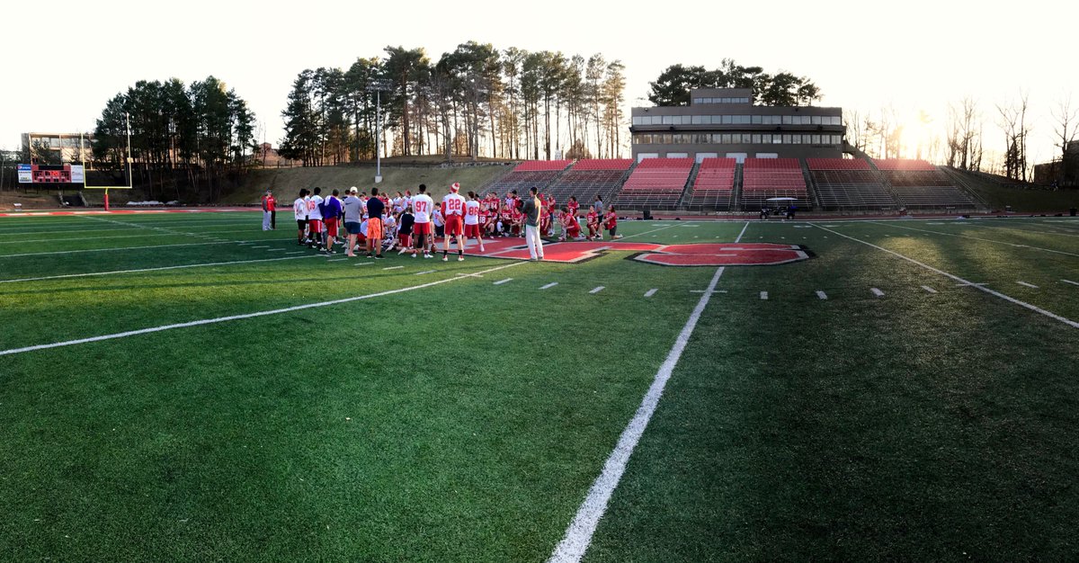 Johnnies_Video's tweet photo. ‼️GOD'S COUNTRY‼️
.
.
#SJUFootball #SJUVideo #springball2k19 https://t.co/LtT3kTFz8r
