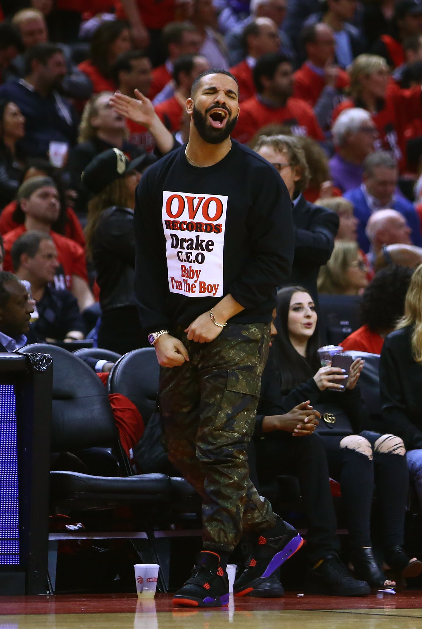 air jordan 4 raptors outfit