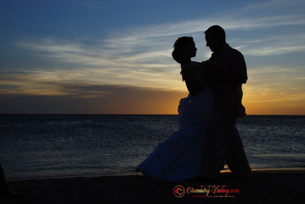 ComChemistry's tweet photo. Want your chance of finding your dream partner check us out @ https://t.co/bpxNoaywRz
#nydating #ladating #plussizedating #richdating #seniordating #datingnotes #nycdating #onlinedating #Chemistry-dating #chemistry #chemistrydating #dreamdate #dreamwedding #dreamsdocometrue https://t.co/KIggFZNKBJ