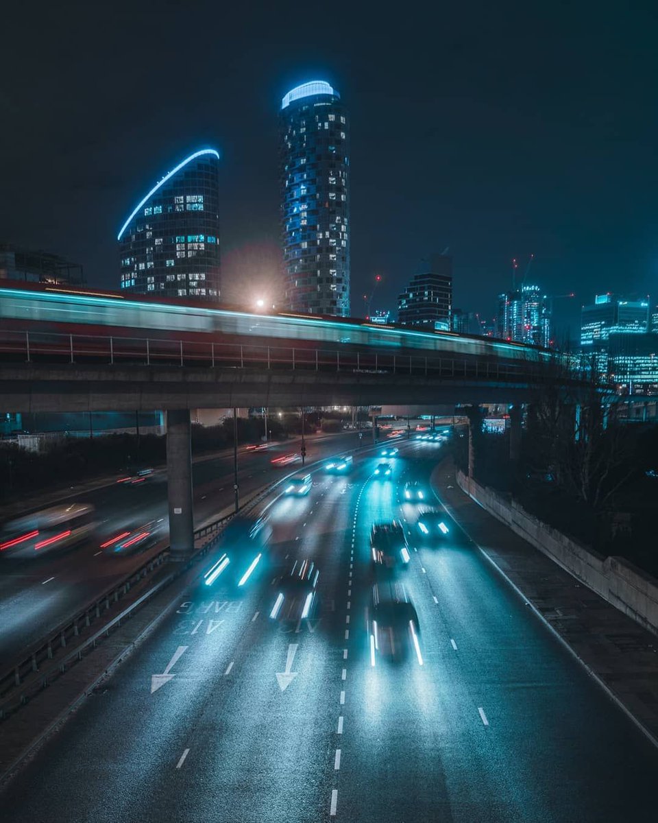 TravelVida's tweet photo. London Nights https://t.co/frrdOfV3zR