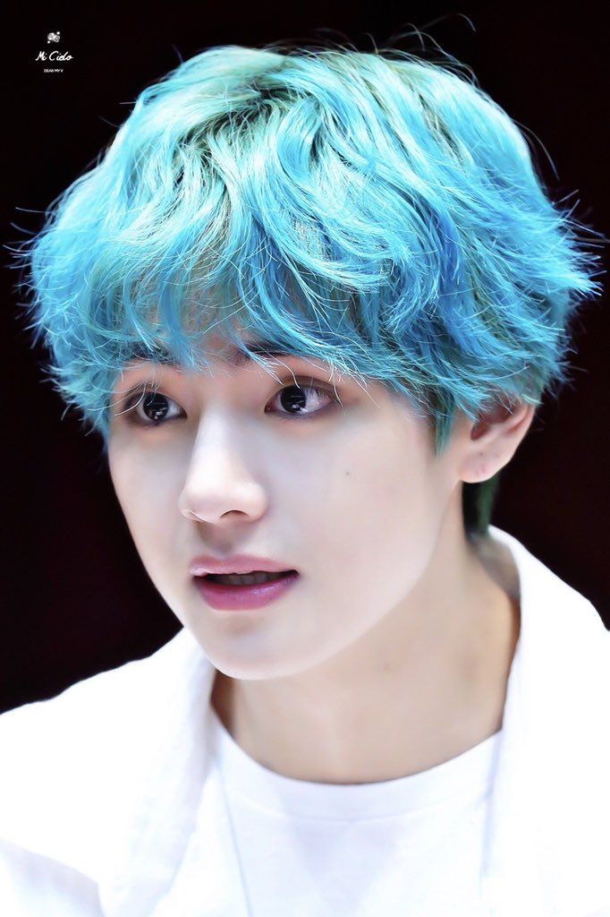 KemRockin's tweet photo. Tiên tử là có thật 
#BBMAsTopSociaI BTS @BTS_twt https://t.co/9v8VZqmjSh