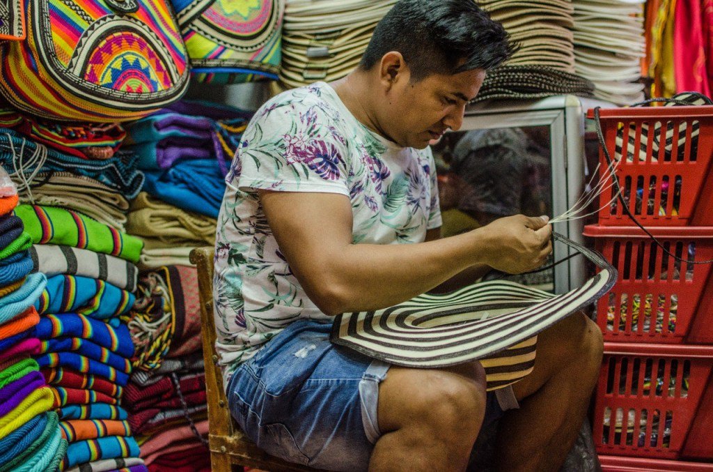 Primera Feria Artesanal y Cultural Economía Naranja en Valledupar midiario.co/valledupar/pri…