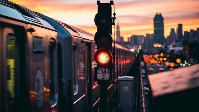 _a195x's tweet photo. ونظل نشتاق لشعور قديم ولحظات نتمنى تنعاد ألف مره ..!* https://t.co/03ILqCKoY6