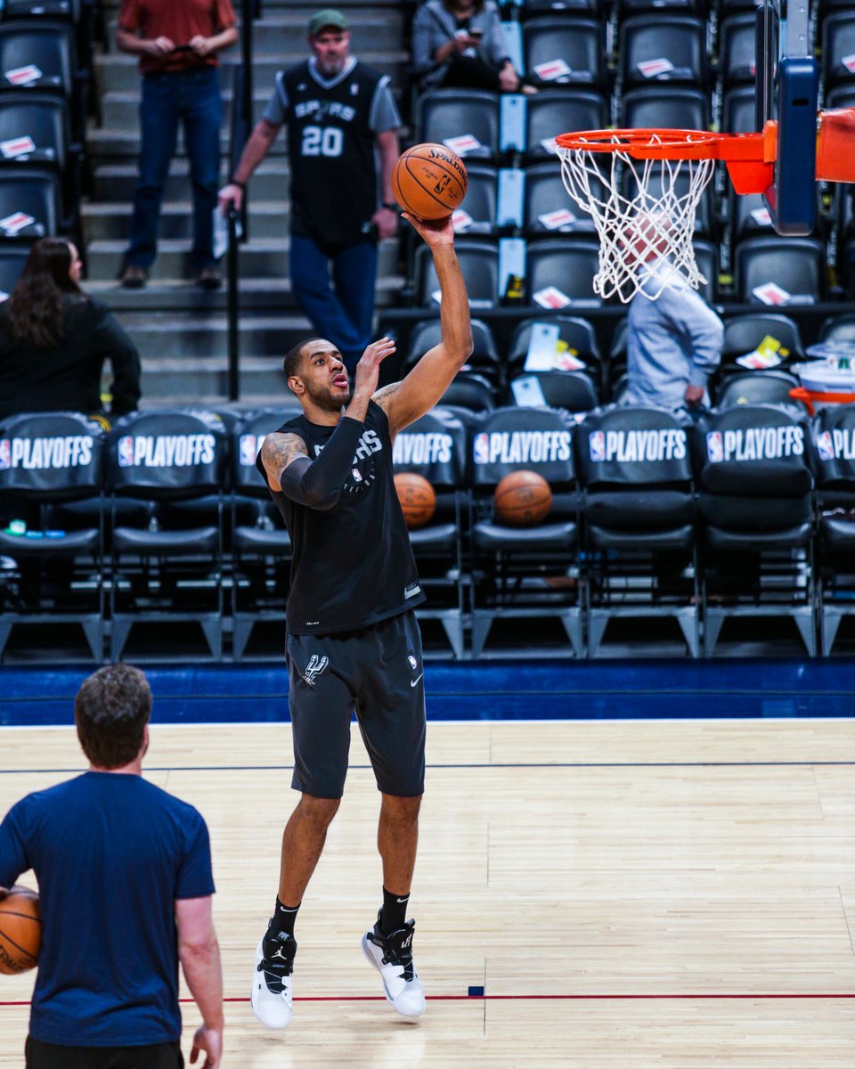 spurs's tweet photo. G🏀 Spurs G🏀 https://t.co/OnaEYfo1bZ