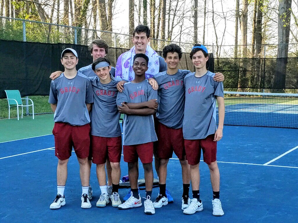 APSMidtown's tweet photo. Congrats to Grady's Boys Tennis Team on their amazing win today! Elite 8 will take place at Grady Thursday. Thanks Coach Chiddister & Coach Taylor! 🎾🎾🎾 #RacketUp #SmashJab https://t.co/4PMaLW6mey
