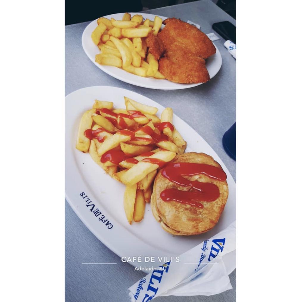 Vili's Bakery tweet media