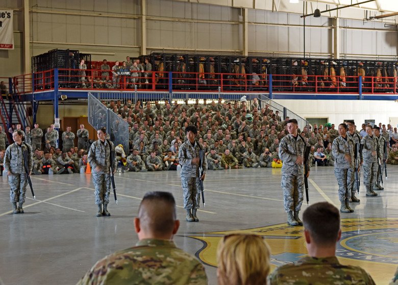 AETCommand's tweet photo. #TechTrainingTuesday - The 315th TRS shows off their rifle routine by doing synchronized flourishes during the drill competition at @17TRW_GAFB, Texas, April 19, 2019. The rifle routine is just one segment in which squadrons competed in. 📸 A1C Ethan Sherwood. #TechTrainingLife https://t.co/ZUHXscyu4j