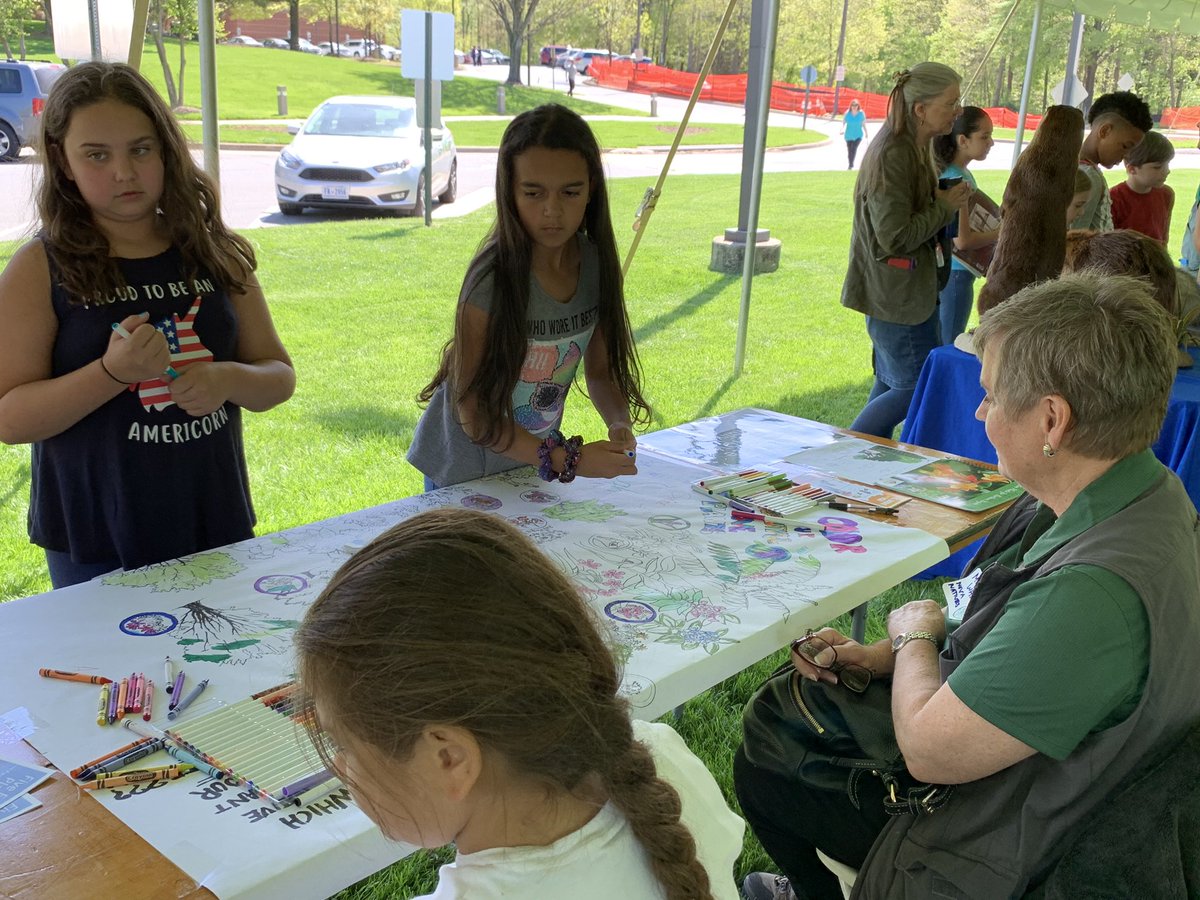 ccmoulder's tweet photo. So so proud of these students who represented CES today at the 2019 Student Environmental Action Showcase (SEAS) at GMU's Center for the Arts. #novaseas19 #OurCES @centrevillees1 https://t.co/odnd5Mnk9w