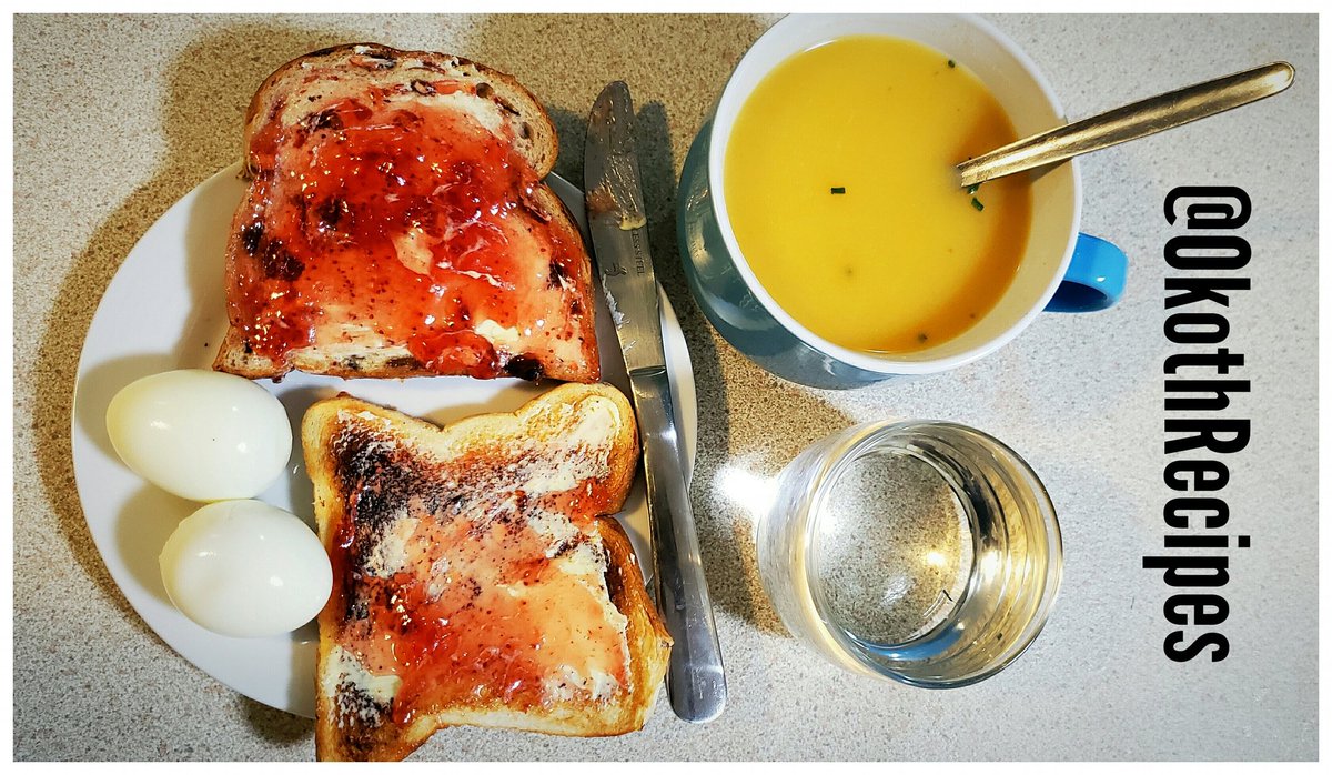 OkothRecipes's tweet photo. #ChefWinter #MyKitchenChronicles Sometimes light dinner entails toasted raisin bread with raspberry spread, boiled eggs and a cup of veggie pumpkin soup π Its easy to make and healthy too π #foodie #myrecipes #cooking #healthyeating #healthyliving #healthylifestyle @WinterOkoth https://t.co/mUkHoh7jpe