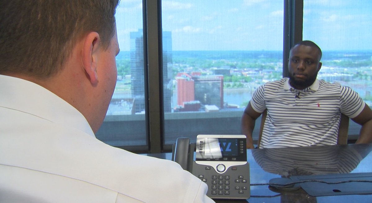 MitchellMcCoy's tweet photo. 'THE SCOTT SCRIPT': Mayor @FrankScottJr's citizen-led transition team submits recommendations to him for the City of Little Rock. We talk with the team's Co-Chair @_antwanphillips about the report. Full story @FOX16News at 9 and @KARK4News at 10. https://t.co/UmC5234fMI