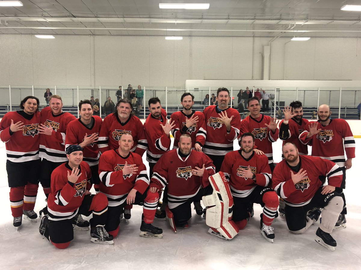 TheCAHL's tweet photo. Dayton Bombers - NTPRD Chiller Tue/Thur league Champs! https://t.co/GVhvPvV6x7