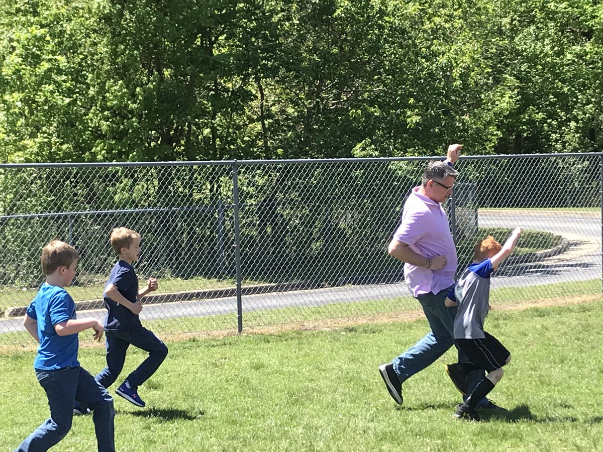 Carrollton Elementary School tweet media