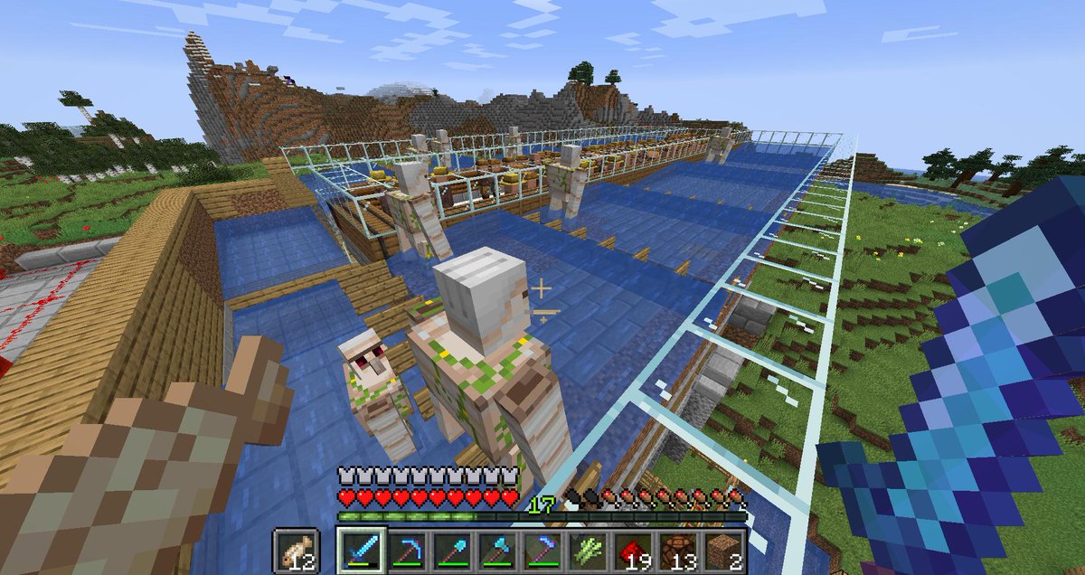 Pixheart32's tweet photo. I Love The New #minecraft 1.14 Update!!!! #VillageAndPillage makes villagers so much easier to deal with. https://t.co/EVAzm0dGVs