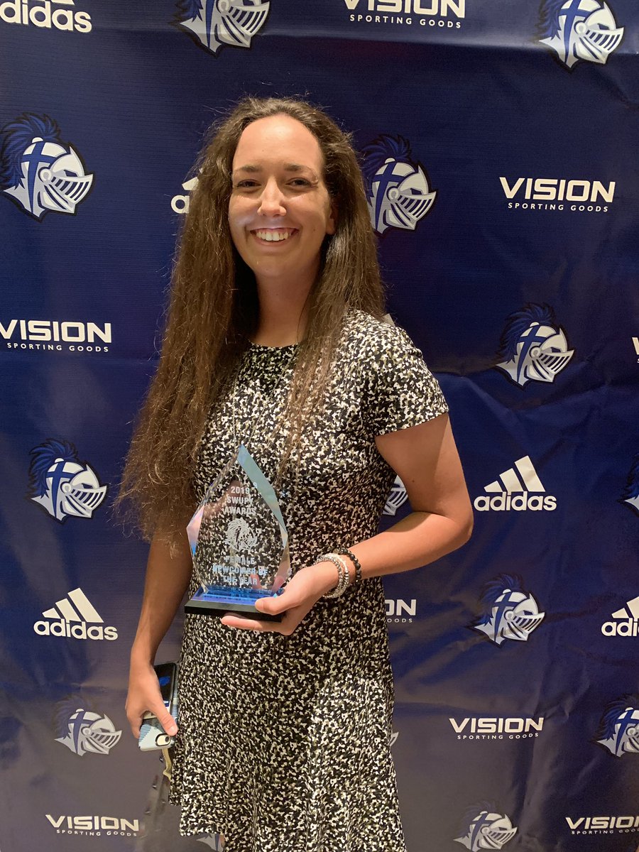 SoftballSwu's tweet photo. Lydia Clanton, your 2019 Female Newcomer of the Year!!! #SWUPYS https://t.co/EDrNOiADAk