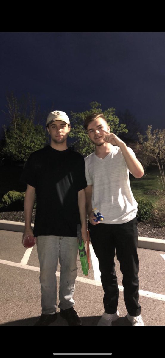 Evan Emerson kills Carl Meyer at 9:10pm outside of Noble Romans!!