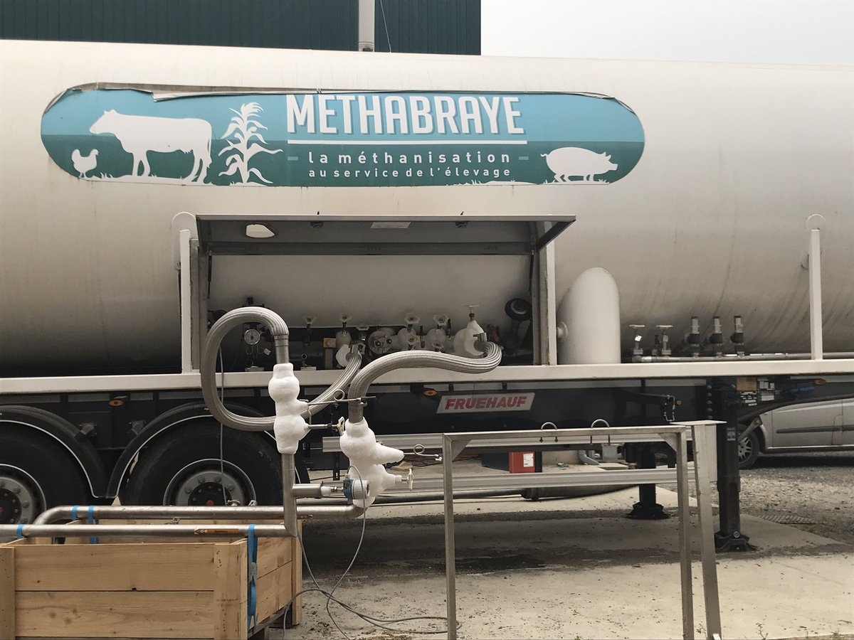 Quel plaisir de rencontrer des agriculteurs passionnés qui vont au bout de leur projet et qui affichent autant de détermination pour construire l’avenir de leur profession. Ils nous entraînent « vert l’avenir »Merci, Delphine Deschamps pour l’accueil. #GRDF #Gazvert #VertlAvenir