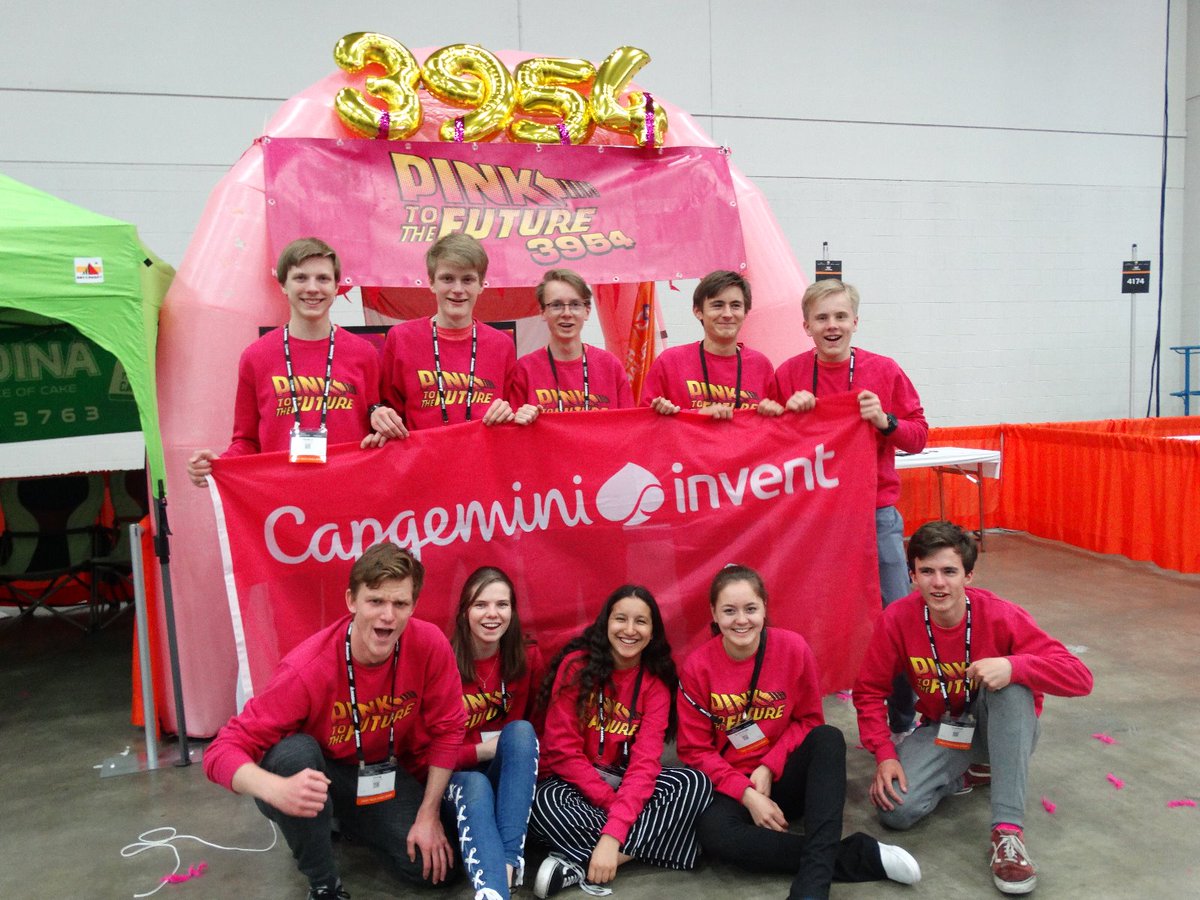 PinktotheFuture 3954 tweet media