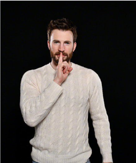 ASpartania's tweet photo. #avangers #DontSpoilTheEndgame  I don't spoil, I just wanna say that, this "don't spoil" gesture has a deeper meaning, you'll find it at the movie https://t.co/u1s4YixWCC