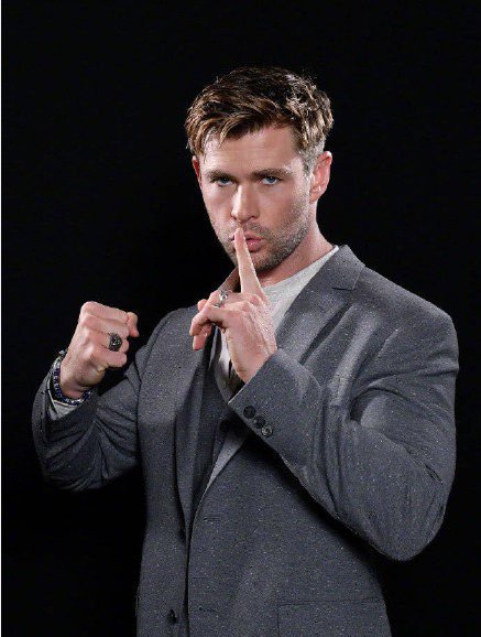 ASpartania's tweet photo. #avangers #DontSpoilTheEndgame  I don't spoil, I just wanna say that, this "don't spoil" gesture has a deeper meaning, you'll find it at the movie https://t.co/u1s4YixWCC