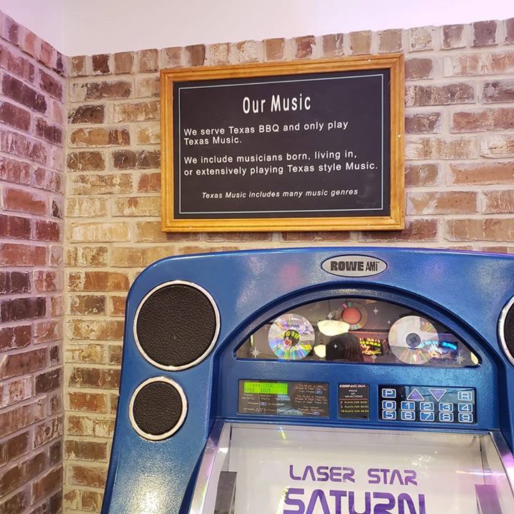 radiofreetexas's tweet photo. Just like Radio Free Texas. #TexasMusic #RFT4L https://t.co/KkgtZrvaVO https://t.co/lqY10Laf0e
