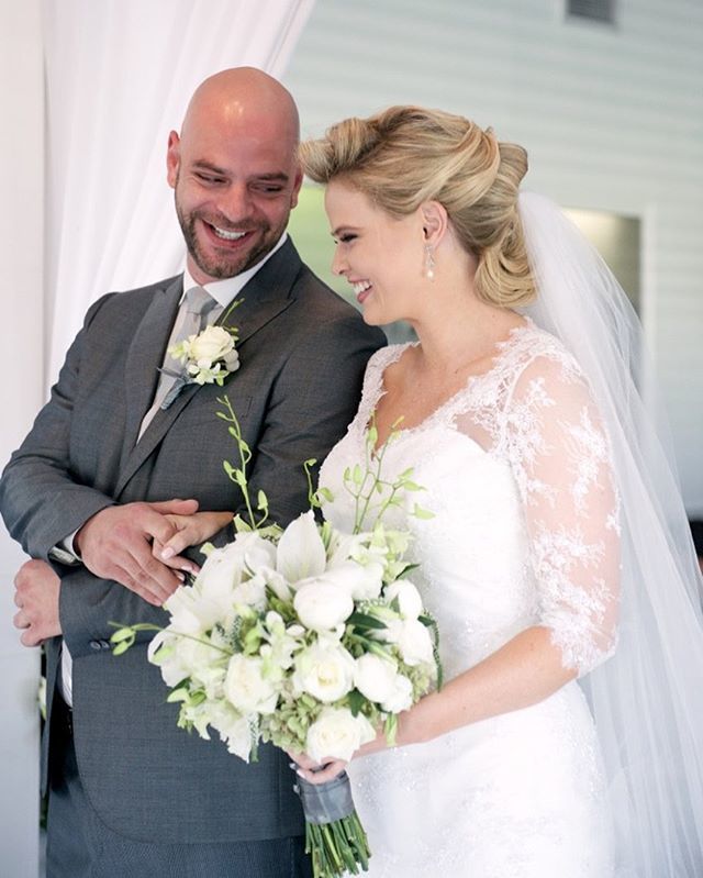 miaverdoorn's tweet photo. 5 years with you ♥️😍♥️ Happy Anniversary hubbles 👫
(📸: @ryangrahamdavid https://t.co/48oNvpfeWG https://t.co/cQ6nwe7iWB