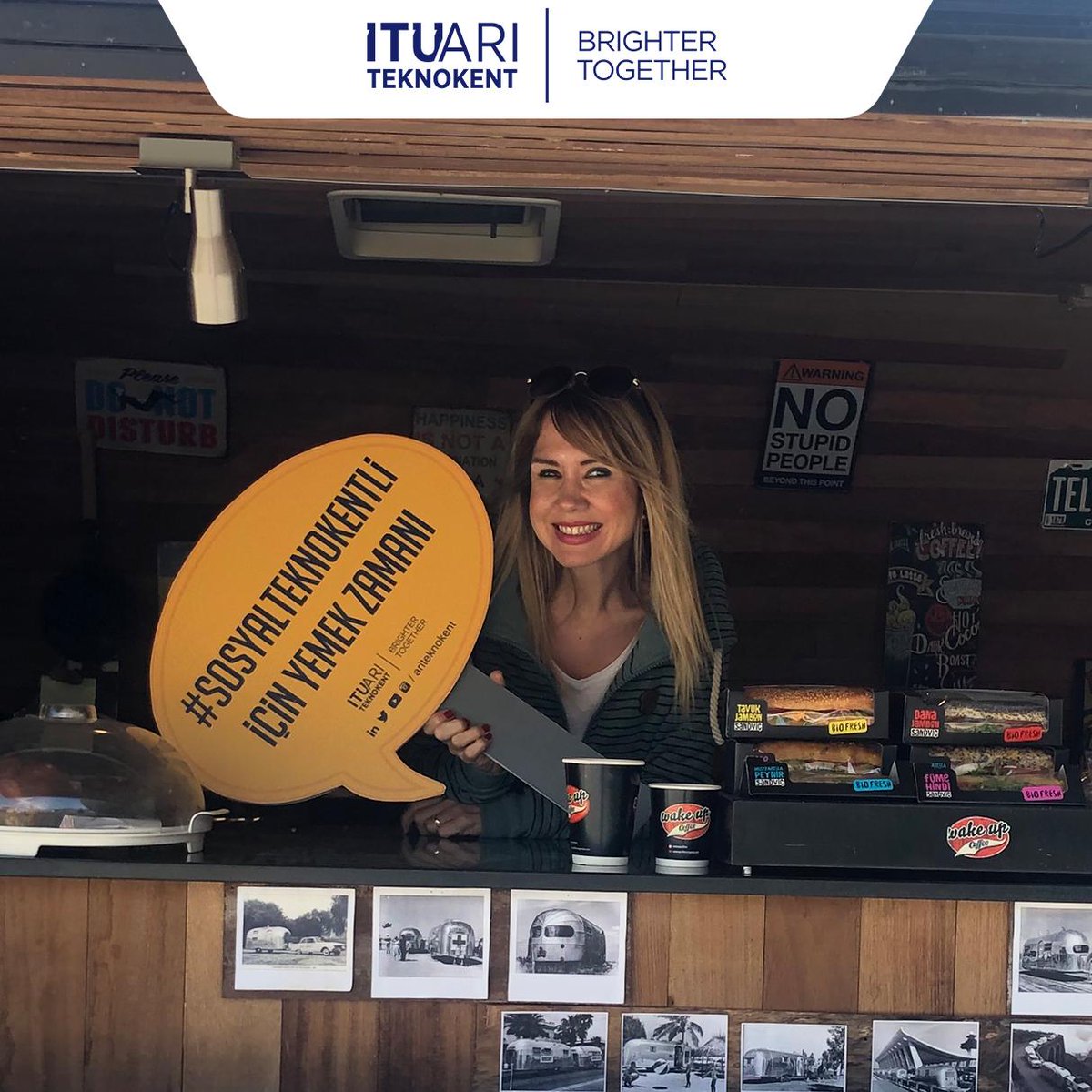 StartupEver's tweet photo. Her hafta farklı lezzetler tadacağınız, ARI 3 binasının önündeki lezzet şenliğini kaçırmayın. #sosyalteknokentli'leri buluşturan lezzet şenliği, bu hafta kahve ve waffle lezzetleri ile devam ediyor. https://t.co/WuLoAidyd2 https://t.co/aR8fWe77ox