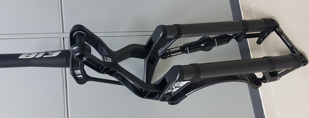 MotionRideFr's tweet image. MOTION can now rely on service providers in France, Italy, Switzerland and the UK  to take care of your fork wherever you are.  buff.ly/2GC8SZ9 #enduro #linkagefork #antidive #suspensiontechnology #SportsTech #motionride