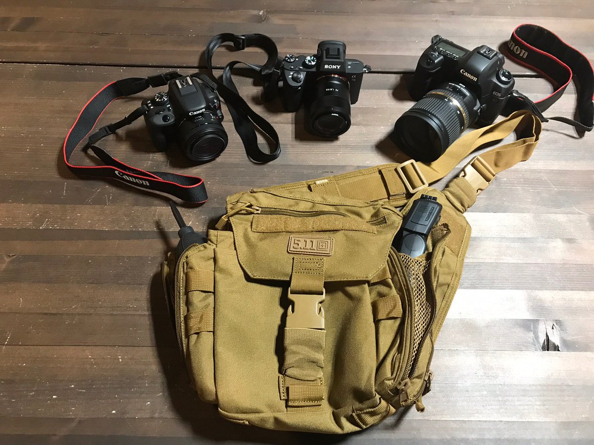 5 11tacticalstoretky カメラなどを持ち歩く方にオススメ ショルダーバッグ 持ち運ぶバッグに一眼レフなど全て入れて行動をしたいって思いますよね とくにgwのお出掛けにはカメラを持つ方が多いのではないでしょうか その内容に合ったバッグをご