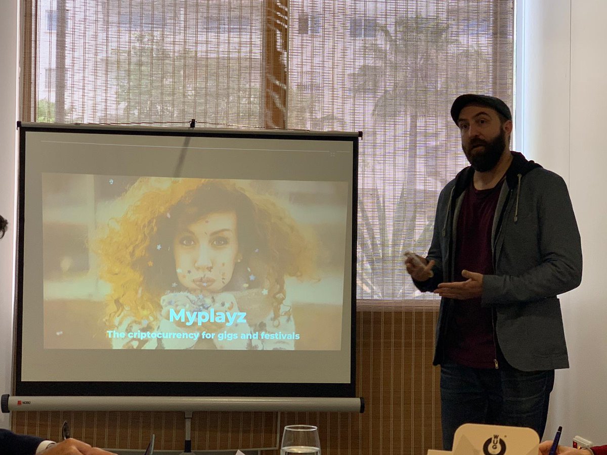 .<a href="/myplayz/">Myplayz</a> empresa sevillana creadora de una comunidad de usuarios organizada entorno a una plataforma web que ofrece soluciones alternativas para la creación y gestión de actividades culturales de pequeño y mediano formato. #Premios #EmprendedorXXI #DayOneInnovationSummit #Málaga