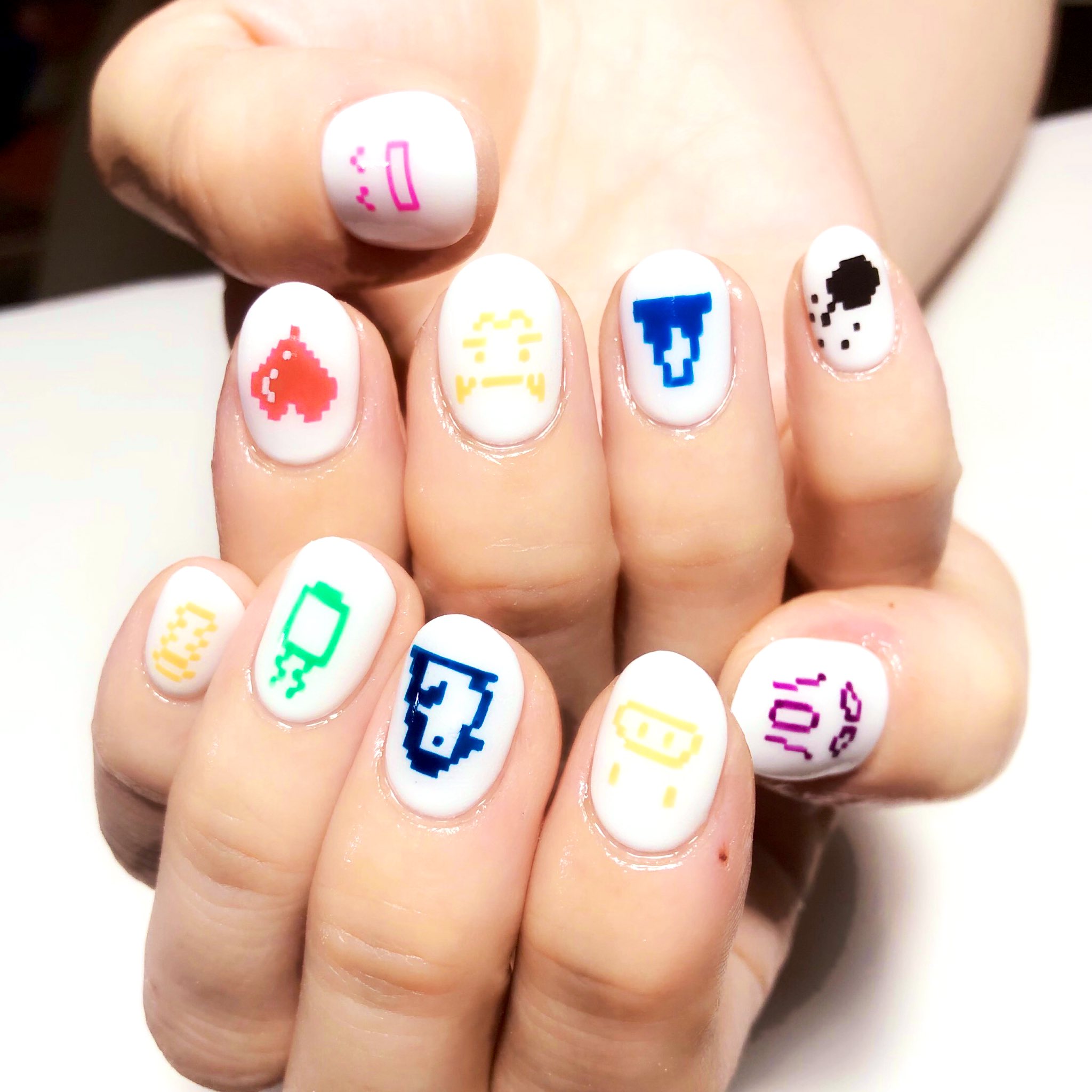 𝗞 𝗔 𝗘 平成も終わるしめちゃくちゃエモいネイルアートしてもらたぞ ドコモ絵文字 T Co Wggx7fjktp Twitter
