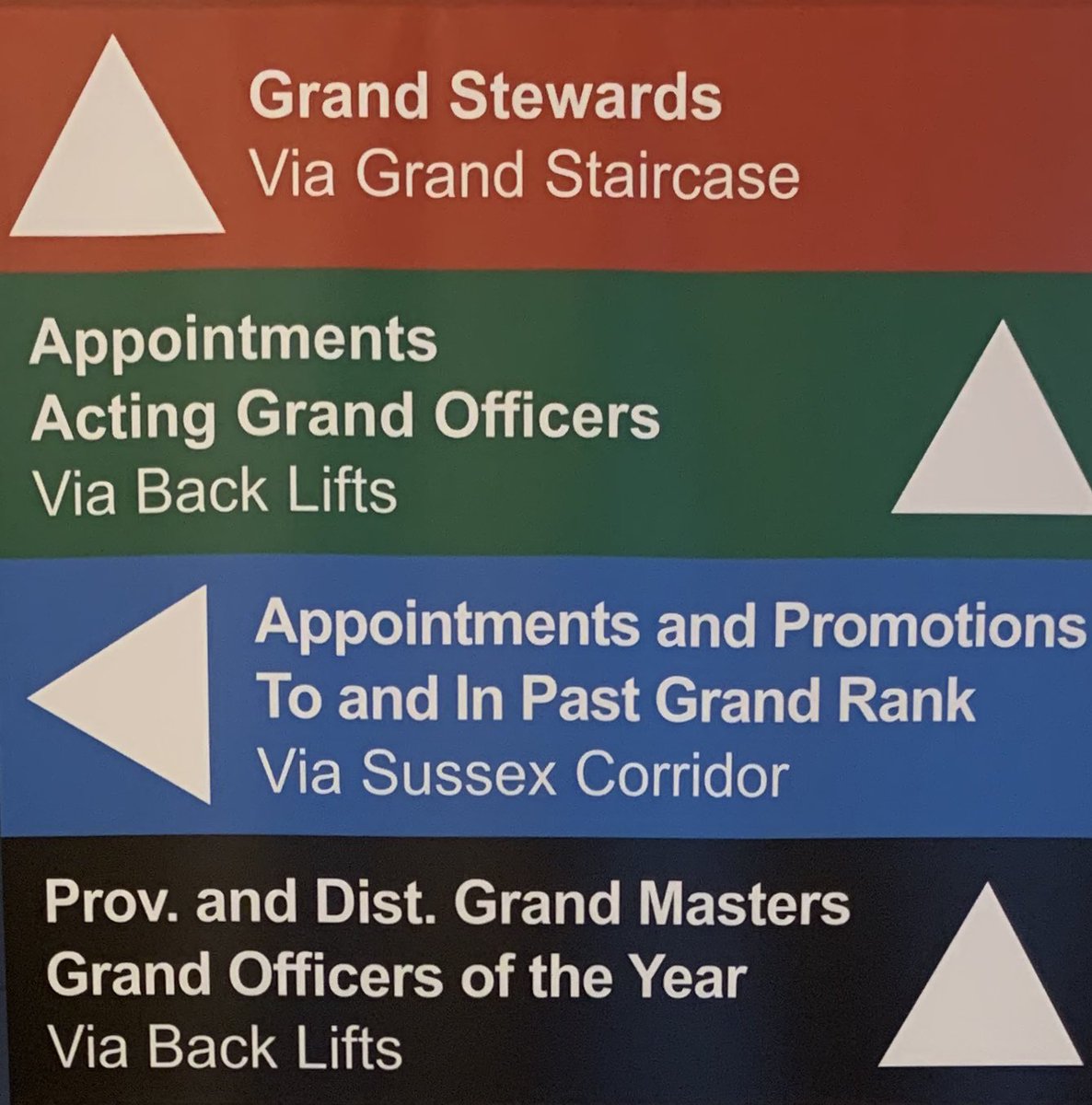 It’s the Annual Investiture <a href="/FreemasonsHall/">Freemasons’ Hall</a> this afternoon 🎉 Let us know how you are getting here, what you are receiving, or who you are supporting!  
🚂 🚌 🚙 🚢 🚲 🛷 🐎 🚤 🚁 🏊‍♂️