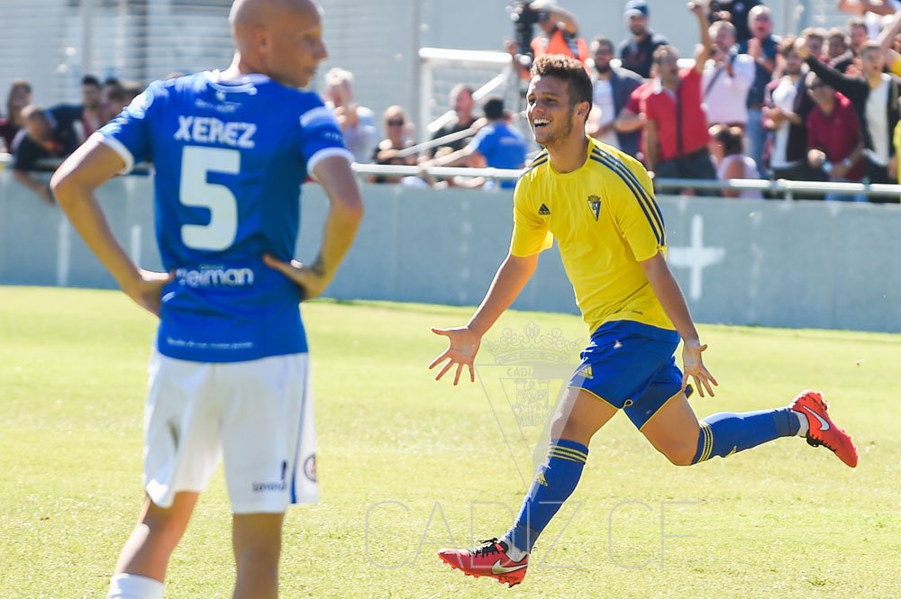 Cadiz_CFCantera's tweet photo. 📊  CÁDIZ B | #CádizBXerezDFC

📌 La última vez que nos visitó el @XerezDFC fue en la 16-17 en División de Honor y el partido acabó 1-0 

📷 Aquí tienes las mejores fotos de  aquel día https://t.co/dbKvJrzo9G
