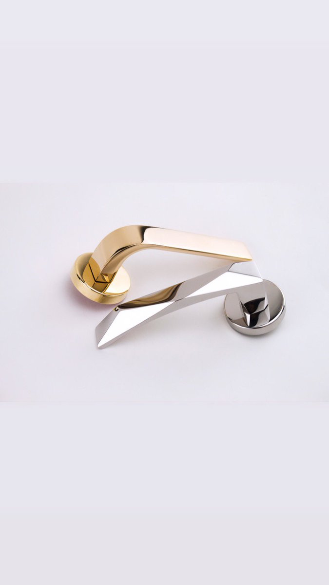 bellis_hardware's tweet photo. Door handles should be a part of our interior decoration
#leverhandle #stainlesssteel #doorware #hardware #doordecoration #dooraccessories #homeaccessories #interiordecor #designerhandle #tailormade #madetoorder #handfinished #homeware https://t.co/xsCfj8ZUEU