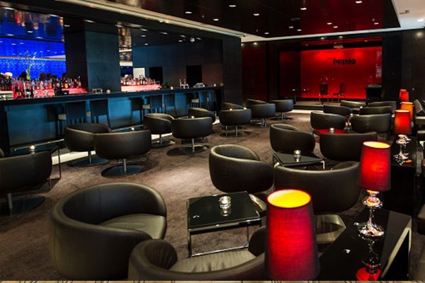 Venues_org_uk's tweet photo. .@PrimoBarLondon is one of London’s best venues for a great night out by serving exotic drinks, elegant design and free live music every night of the week. https://t.co/AjVR11NY8c #PrimoBar #LondonVenues #evenspaces #nightoutplacesinLondon #VenuesOrgUK https://t.co/eTVDPFGmbD