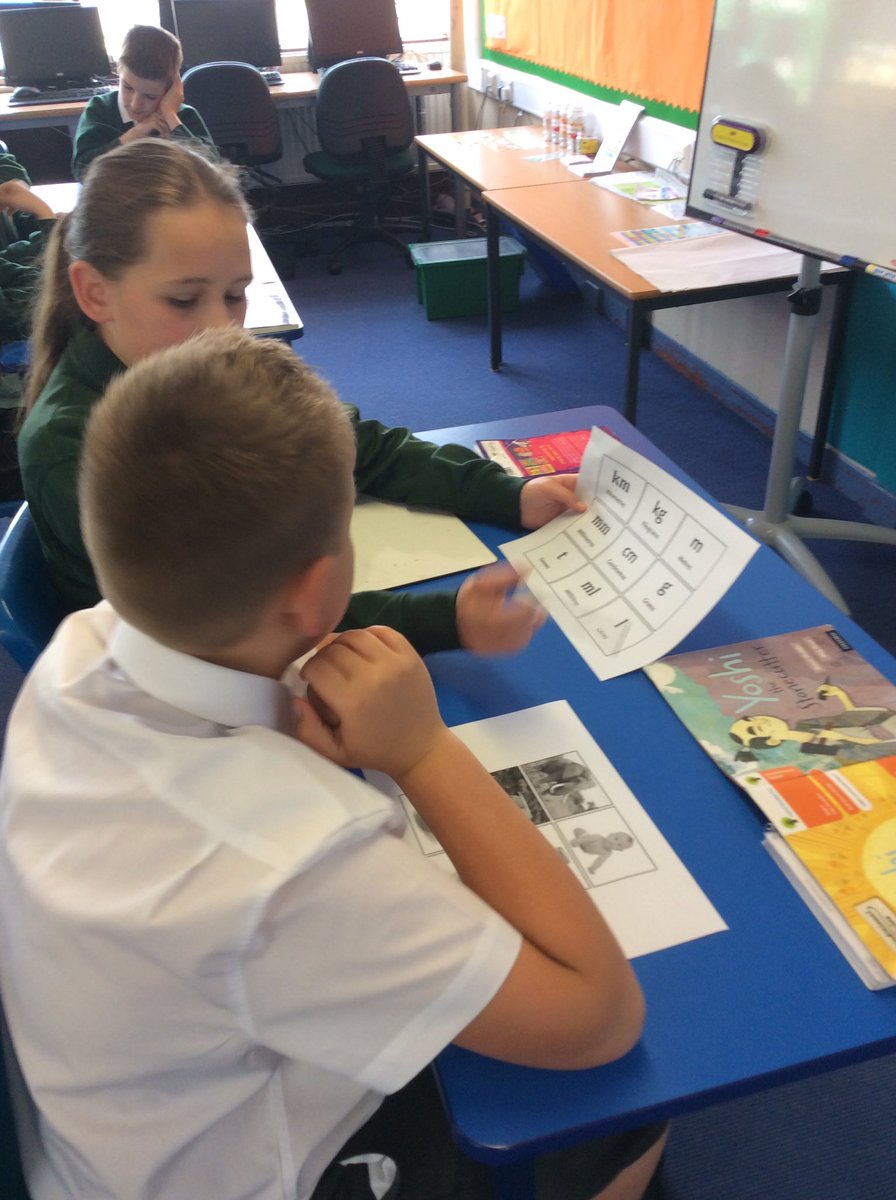 StrikeLane's tweet image. Enjoying being back and loving our Maths lesson this morning in Sycamore Class #unitsofmeasurement #groupwork #discussion #welearnfromeachother @lancsmaths