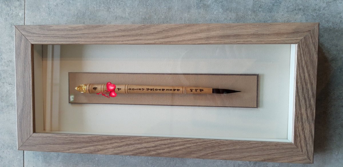 brushmuseum's tweet photo. 저번주에 받은 아기 배냇머리로 붓만들기. 끝이 손상된 것을 골라내주고 붓모양을 만들어요.약 8센치 머리카락을 박물관으로 보내주세요. 만들기과정 https://t.co/KiDjKUY60y or https://t.co/lt5SB9SMQY검색 #배냇머리 #태모필 #배냇머리붓 #임신 #육아템 #아기선물 #춘천 #무형문화재 #붓장인 https://t.co/XTn8ckg1T0